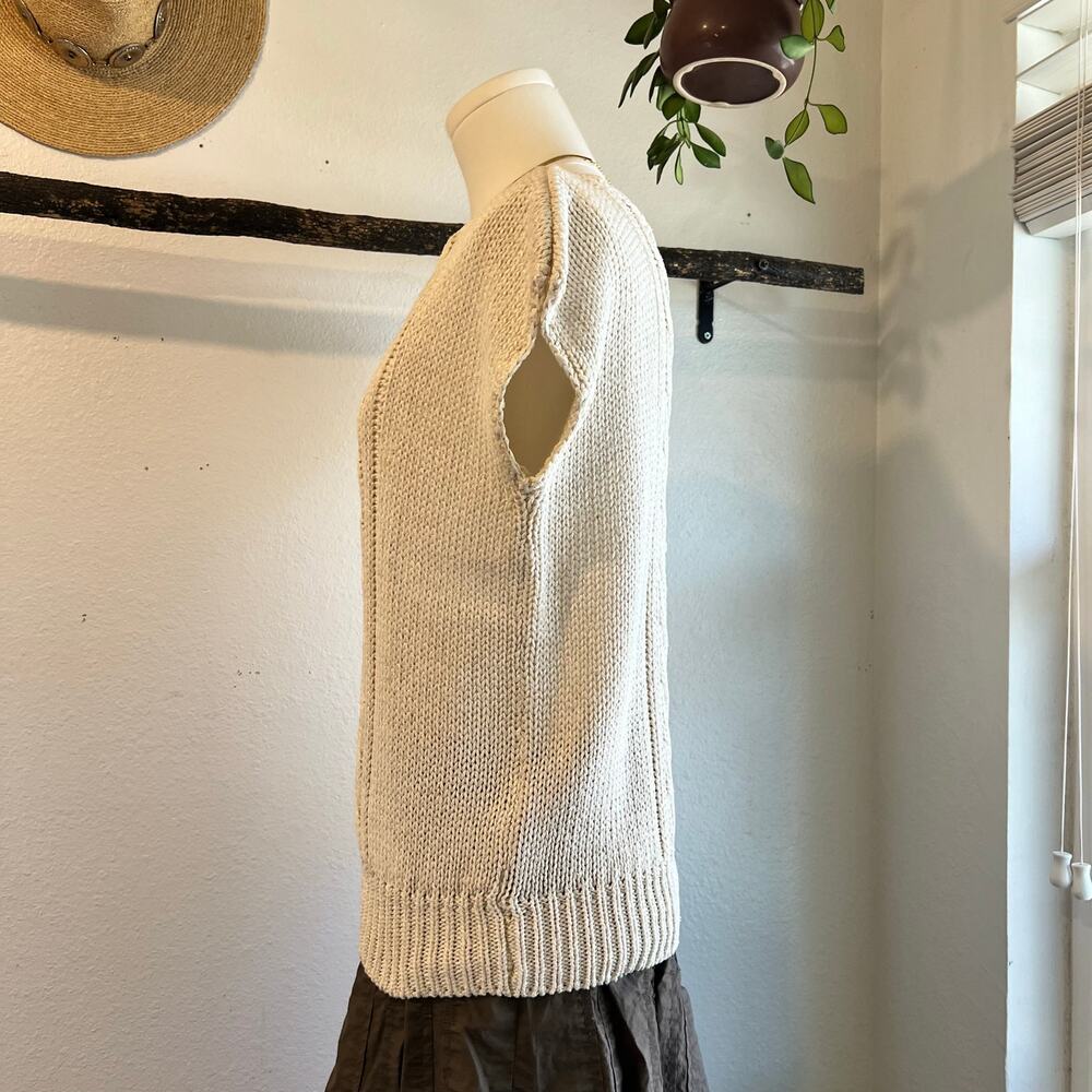 Vintage 90s Cream Cable Knit Sleeveless Chunky Pullover Sweater Size Medium - Picture 3 of 9